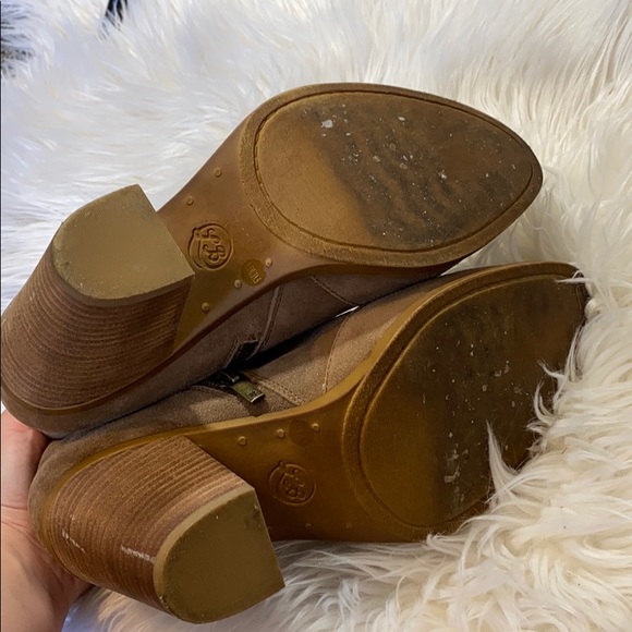 Lucky brand nude suede heeled booties - Picture 6 of 6